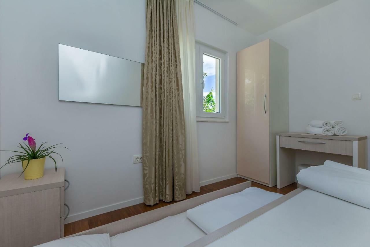 Apartments Villa Aquamarine Duce Ngoại thất bức ảnh