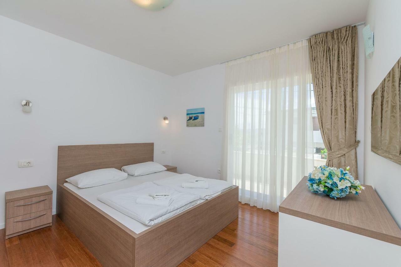 Apartments Villa Aquamarine Duce Ngoại thất bức ảnh