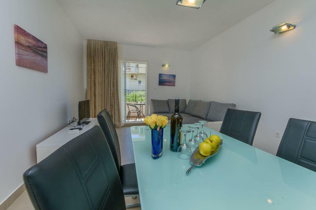 Apartments Villa Aquamarine Duce Ngoại thất bức ảnh