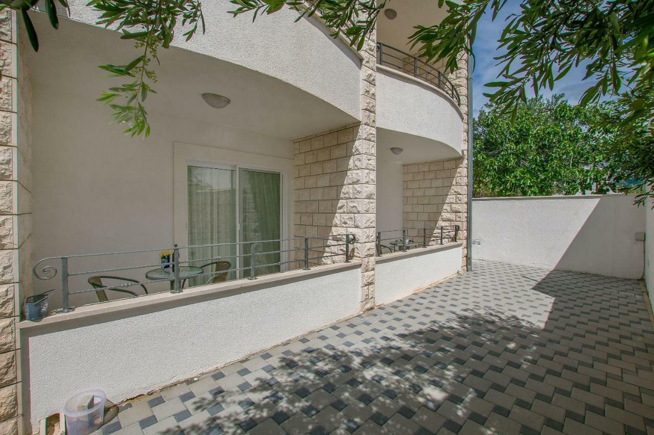 Apartments Villa Aquamarine Duce Ngoại thất bức ảnh