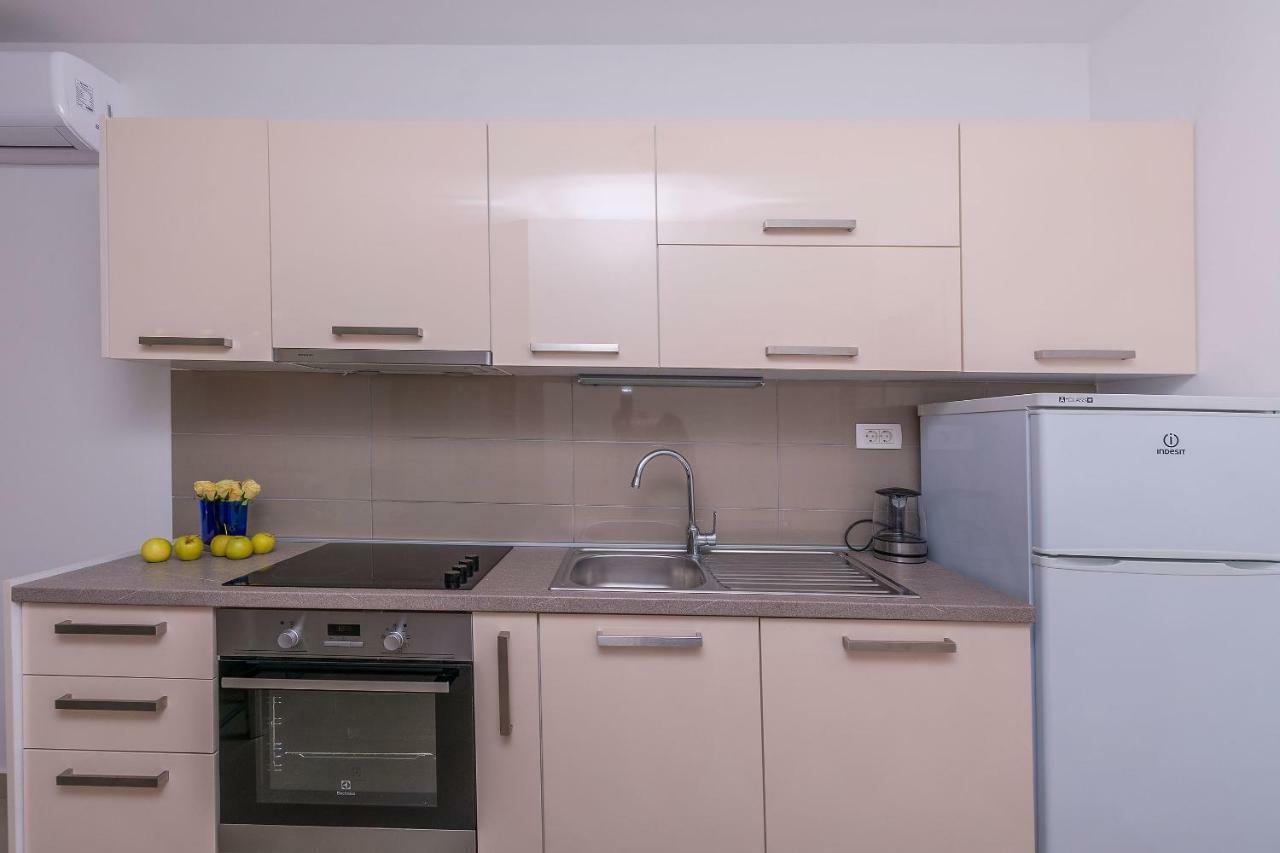 Apartments Villa Aquamarine Duce Ngoại thất bức ảnh