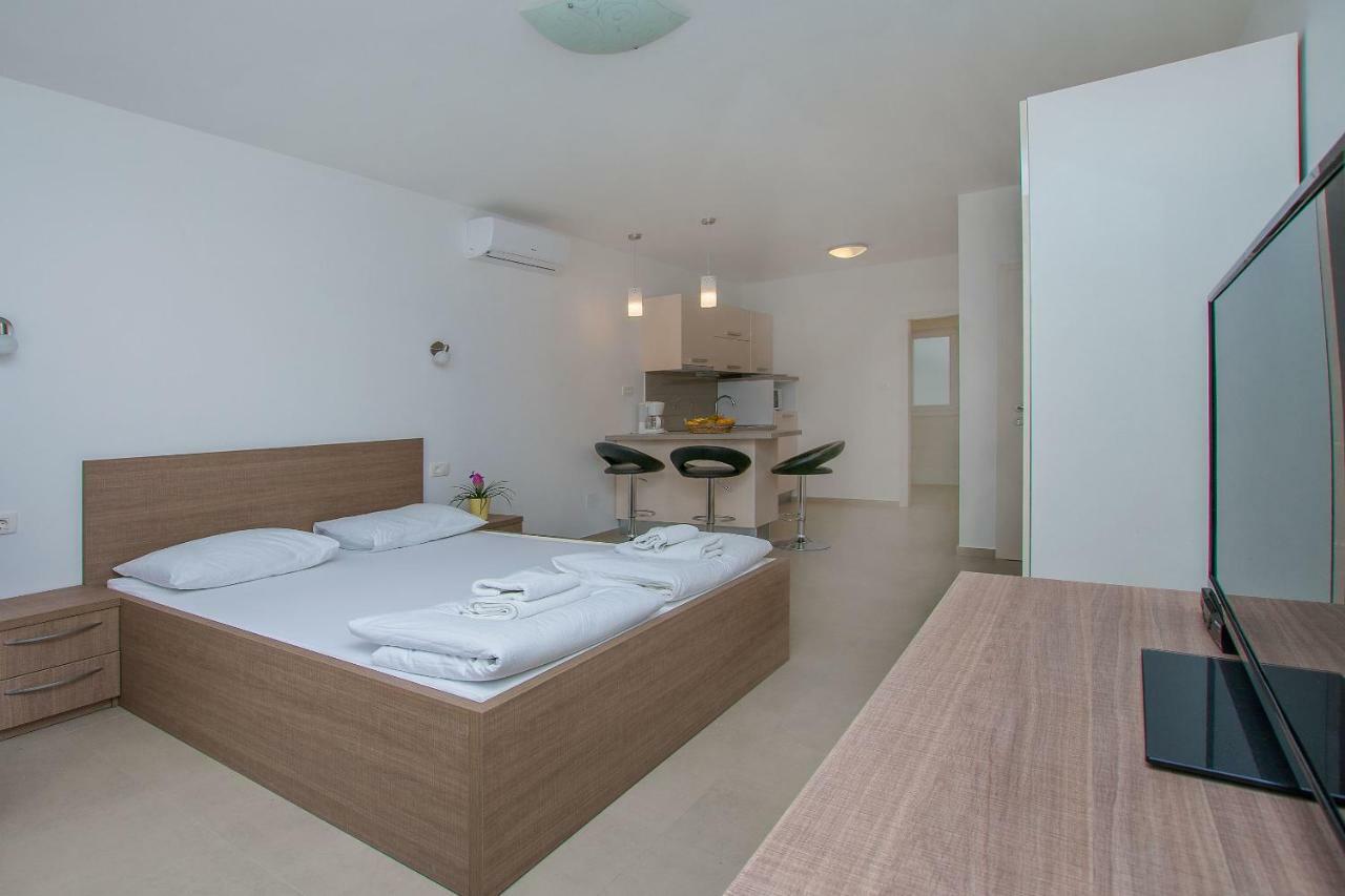 Apartments Villa Aquamarine Duce Ngoại thất bức ảnh