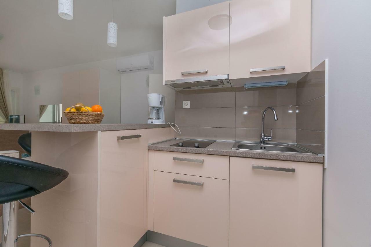 Apartments Villa Aquamarine Duce Ngoại thất bức ảnh