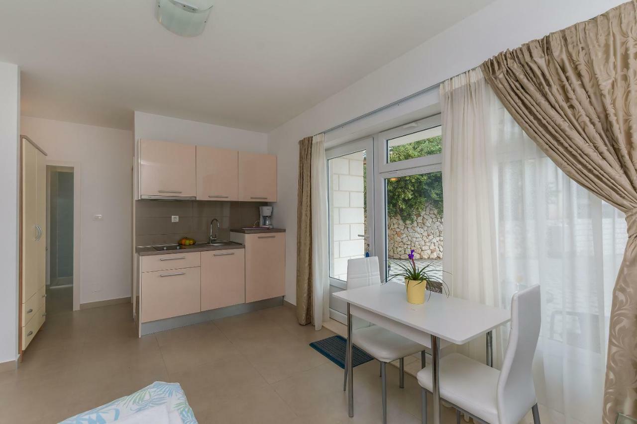 Apartments Villa Aquamarine Duce Ngoại thất bức ảnh