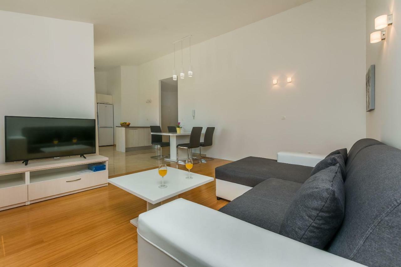 Apartments Villa Aquamarine Duce Ngoại thất bức ảnh