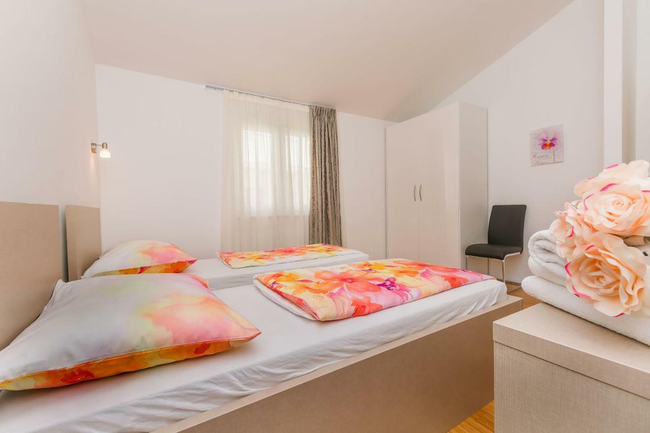 Apartments Villa Aquamarine Duce Ngoại thất bức ảnh